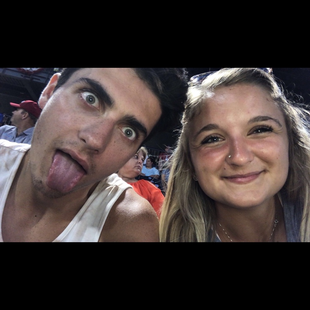 Meet your Posher, Andrea